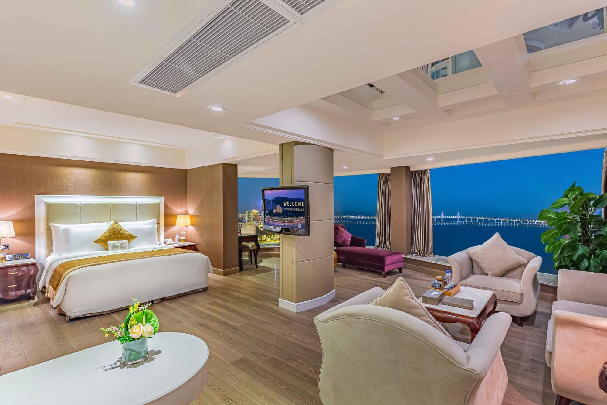 Grand Bay Hotel Джухай Екстериор снимка