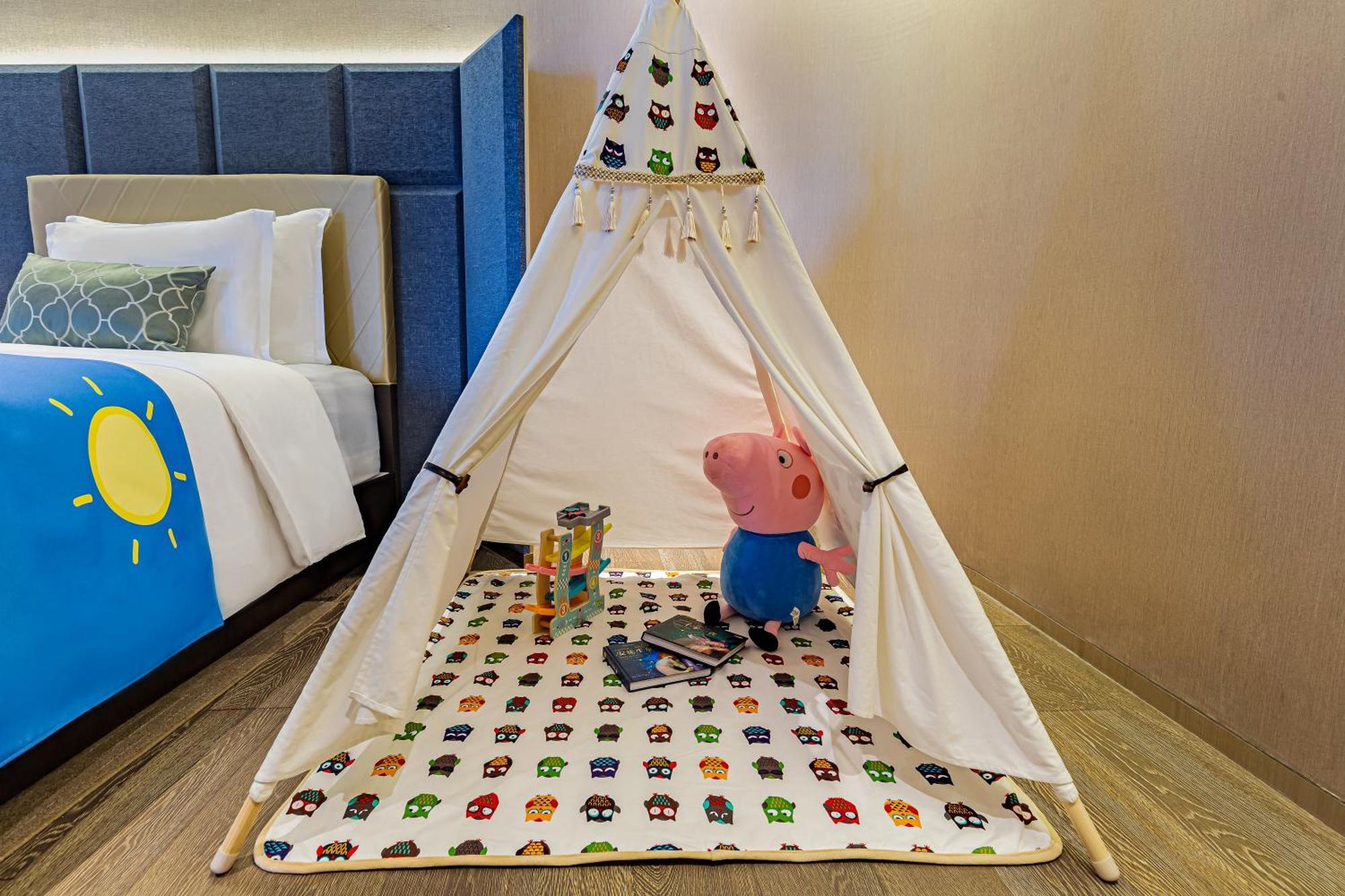 Grand Bay Hotel Джухай Екстериор снимка