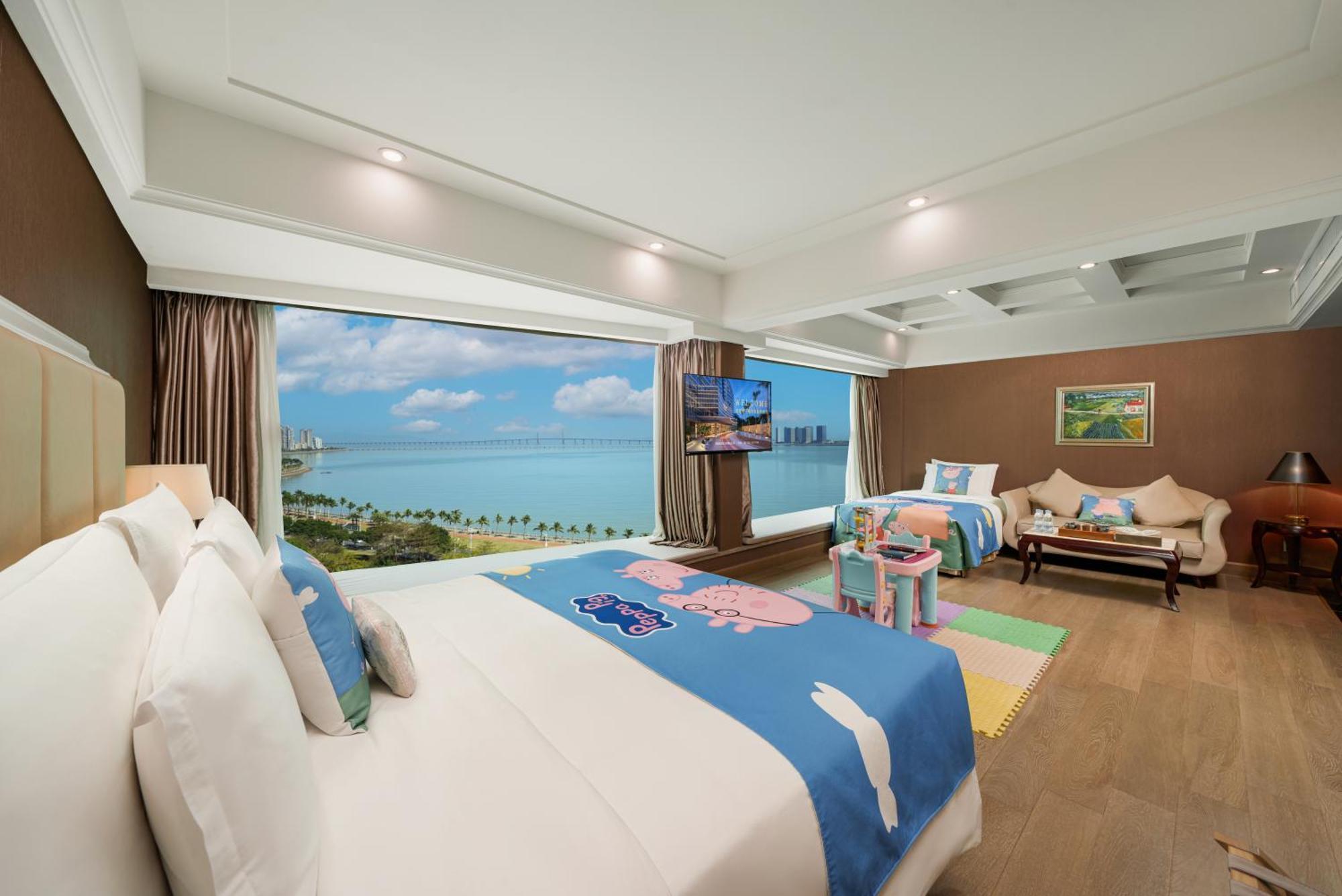 Grand Bay Hotel Джухай Екстериор снимка