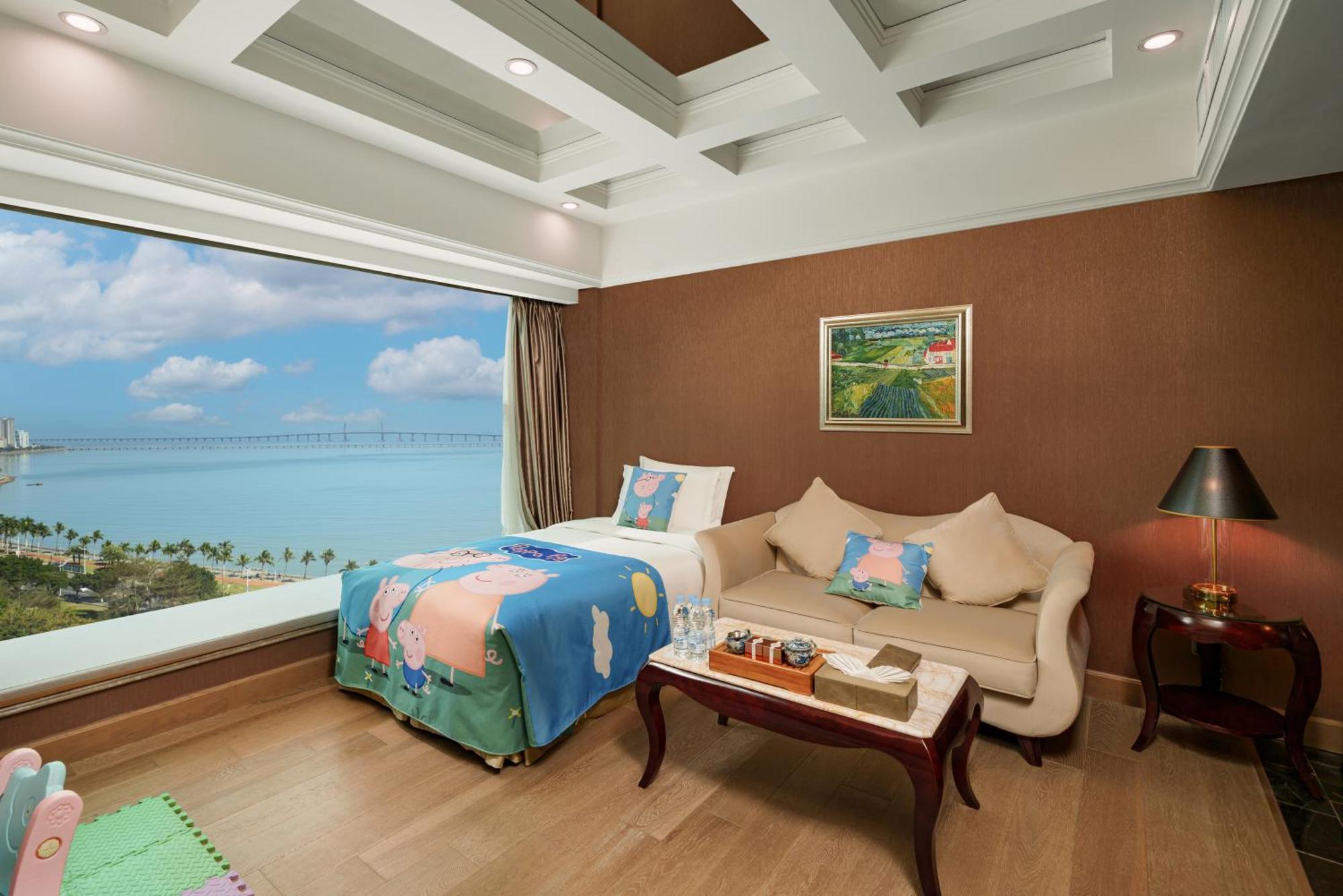 Grand Bay Hotel Джухай Екстериор снимка
